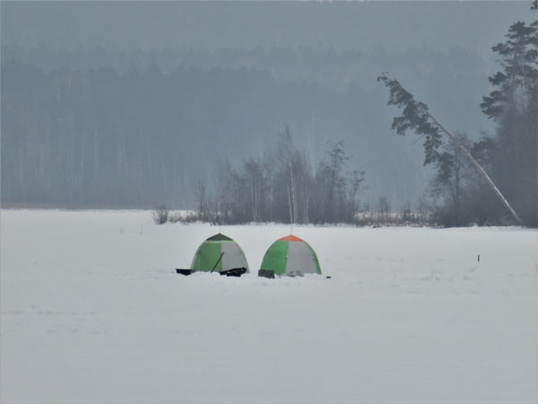 палатка на льду